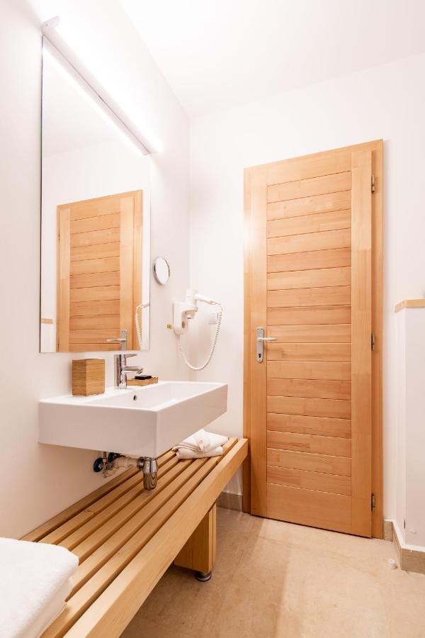 Cuibul De Lemn Hotel Rîşnov Ngoại thất bức ảnh